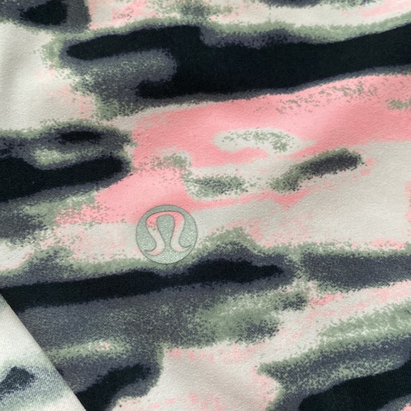 Lululemon pink camo tank - Picture 4 of 4